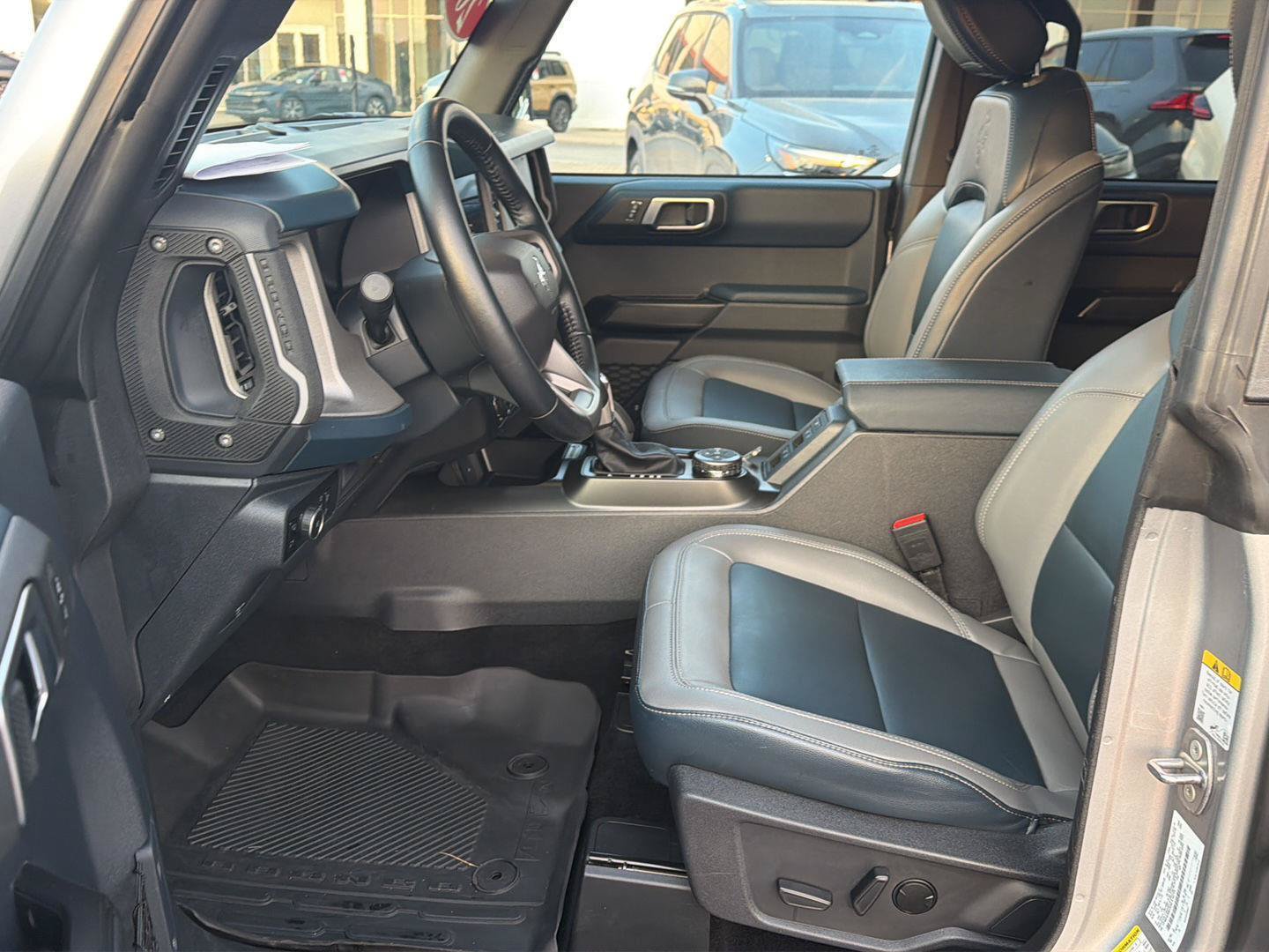Used 2024 Ford Bronco Outer Banks AWD/4WD image 10