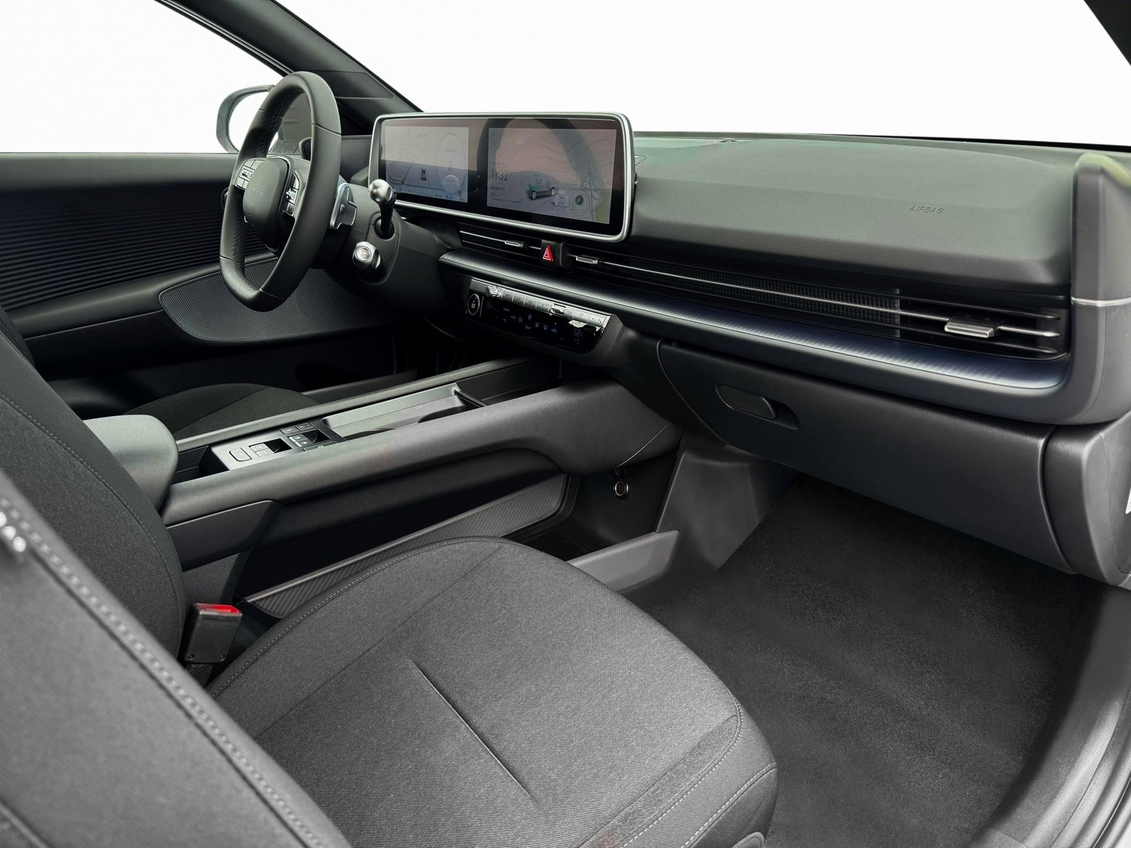 New 2025 Hyundai Ioniq 6 SE RWD image 15