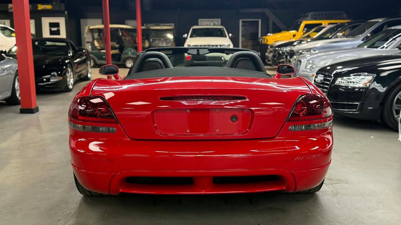 Used 2005 Dodge Viper SRT-10 image 5