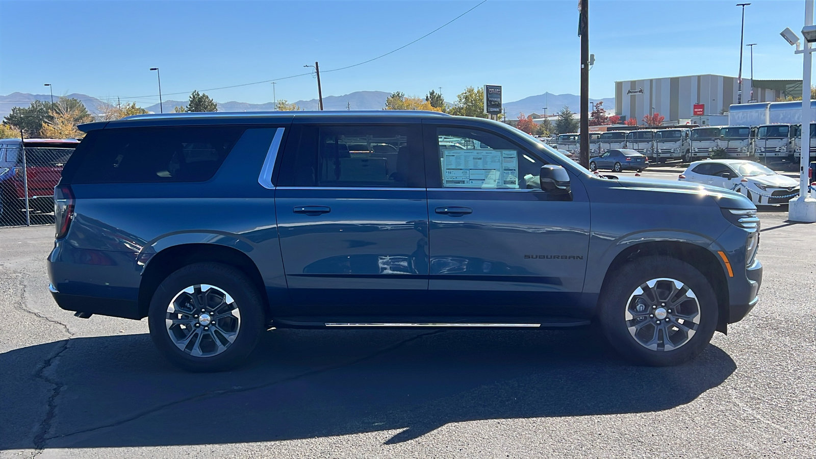 New 2026 Chevrolet Suburban LT w/ Comfort Package image 4