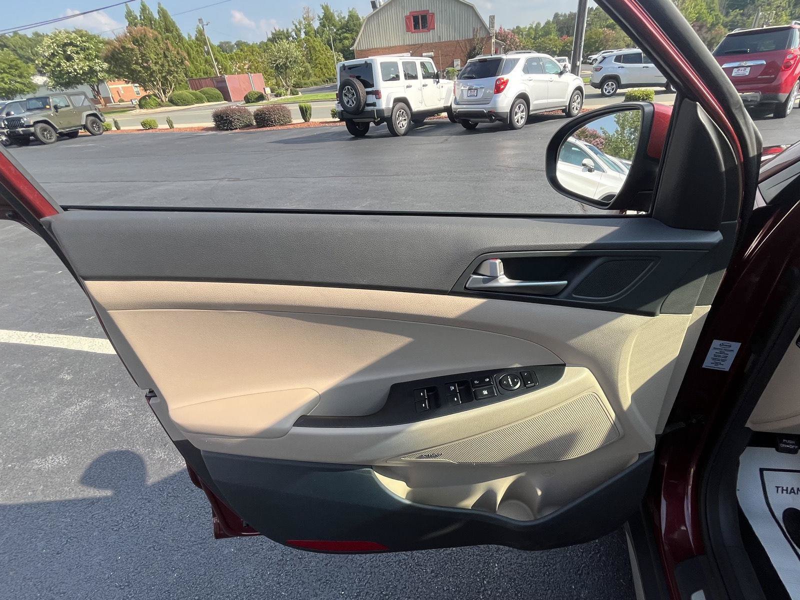 Used 2017 Hyundai Tucson Limited FWD image 30