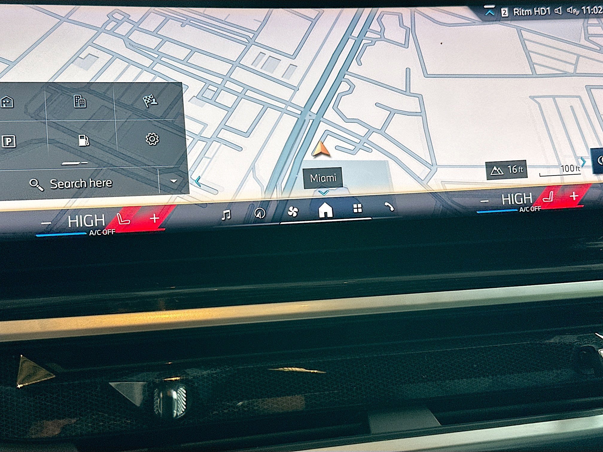 Certified 2024 BMW X5 xDrive40i w/ M Sport Package image 13