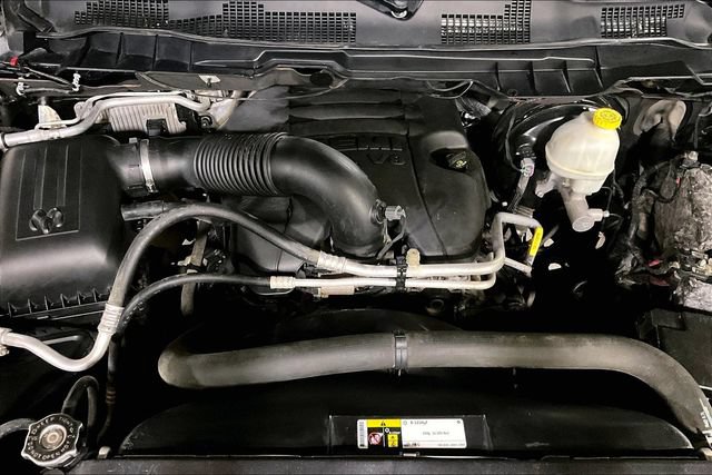 Used 2015 RAM 1500 Laramie w/ Convenience Group AWD/4WD image 30