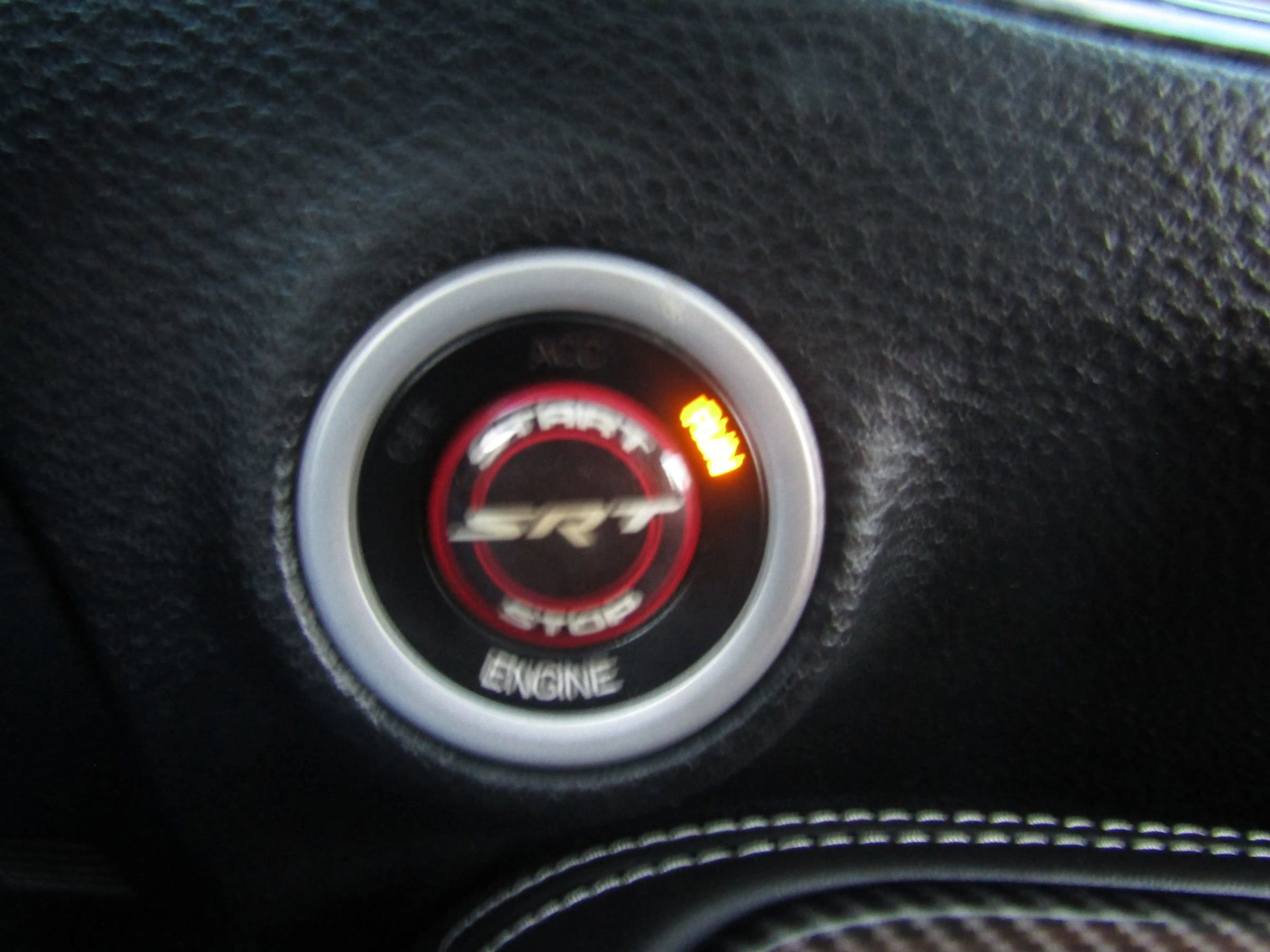 Used 2015 Dodge Challenger SRT w/ Technology Group image 23