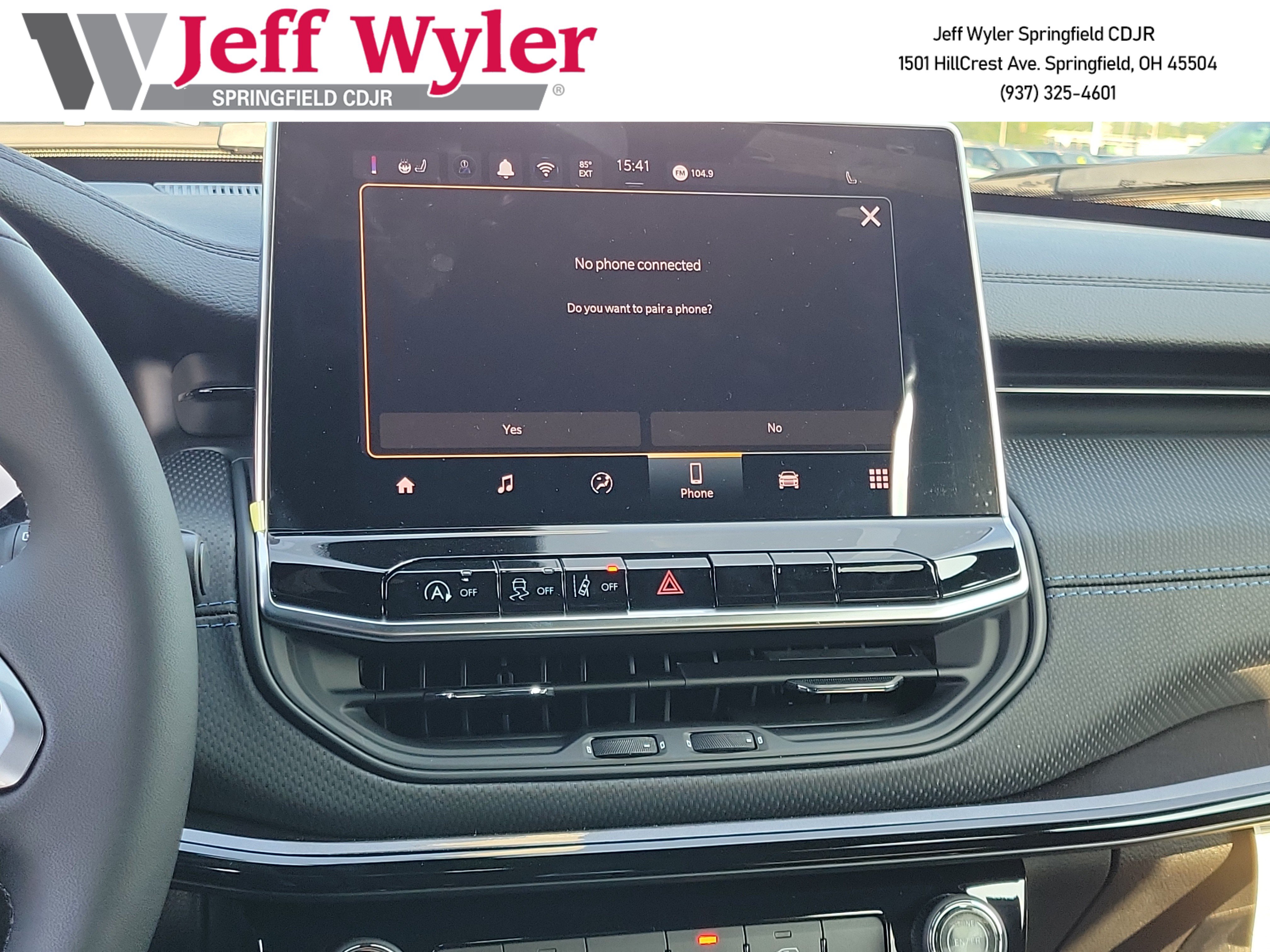 New 2026 Jeep Compass Latitude AWD/4WD image 11