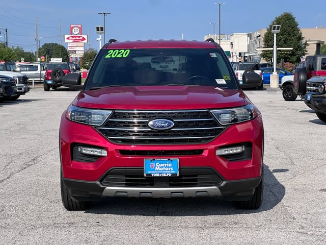 Certified 2020 Ford Explorer XLT w/ Equipment Group 202A AWD/4WD image 2