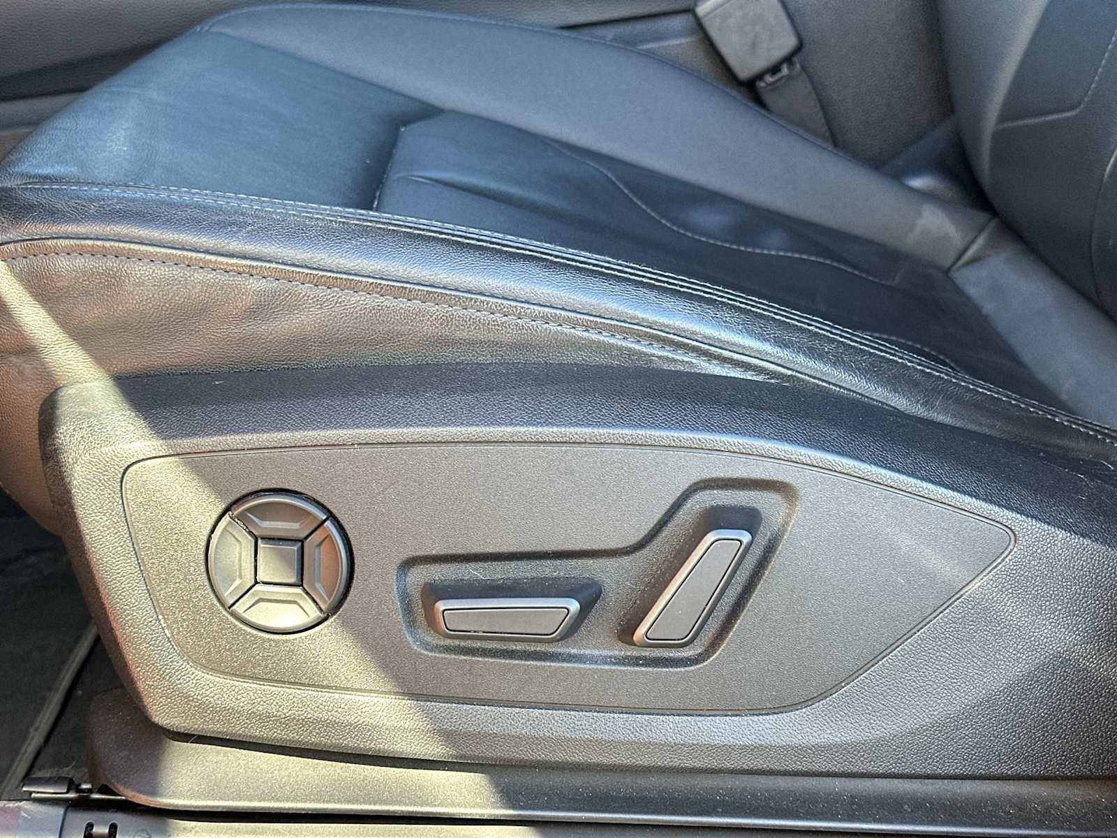 Used 2021 Audi Q3 2.0T Premium image 14