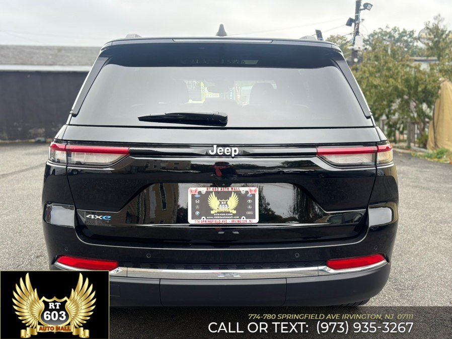 Used 2024 Jeep Grand Cherokee Limited 4xe AWD/4WD image 5