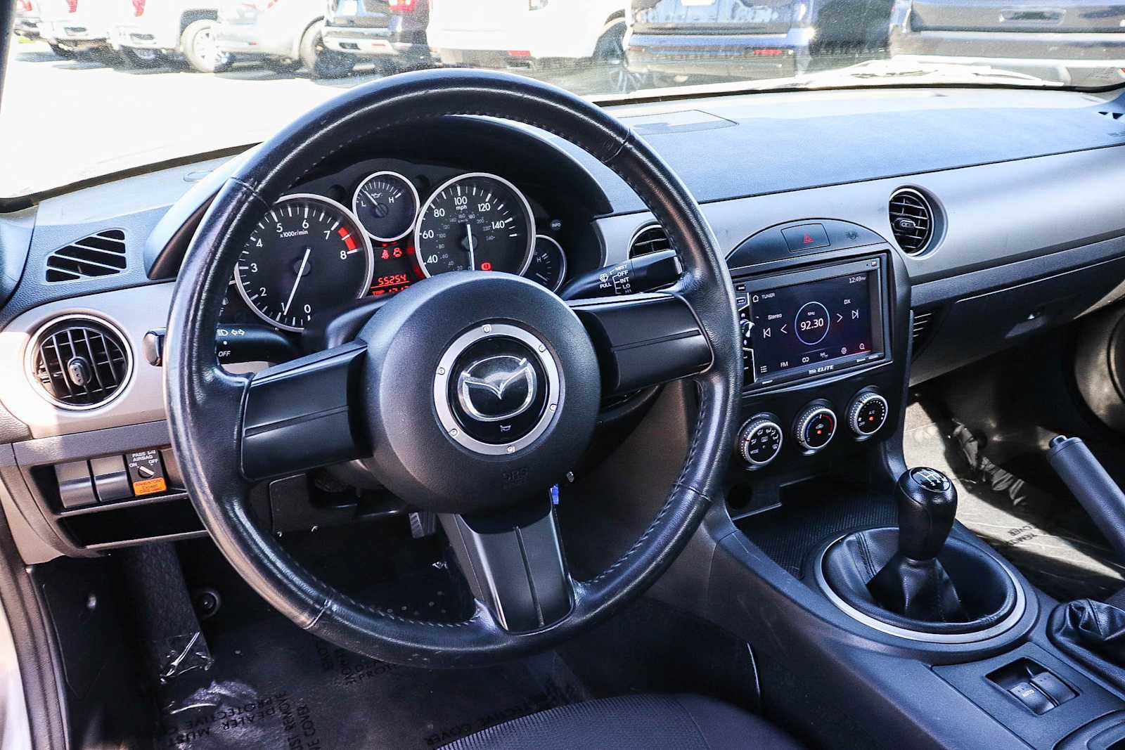 Used 2010 MAZDA MX-5 Miata Sport image 11