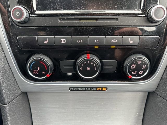 Used 2013 Volkswagen Passat 2.5 SE image 25