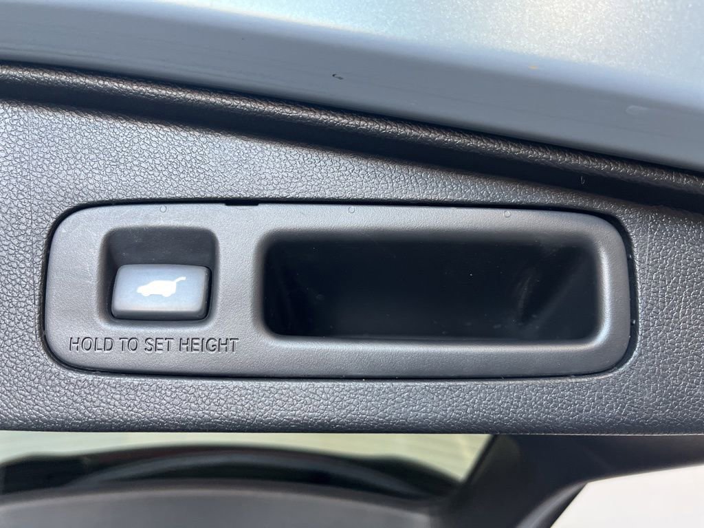 Used 2020 Honda CR-V Touring image 13