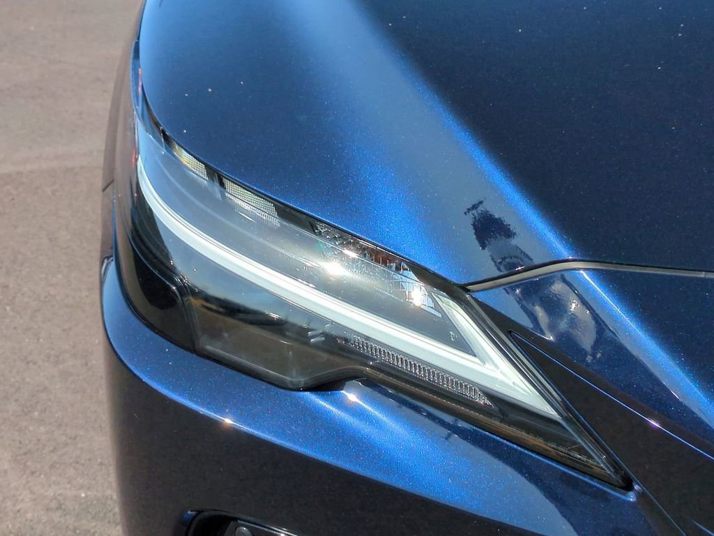 Used 2023 Lexus RX 350h image 9