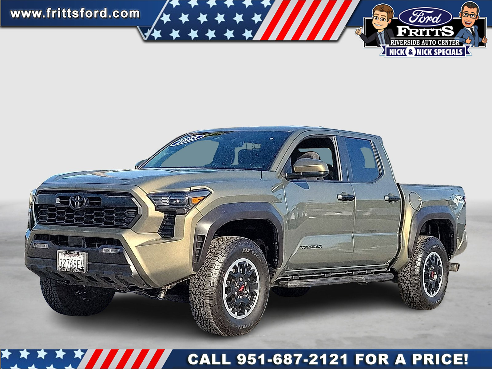 Used 2025 Toyota Tacoma TRD Off-Road AWD/4WD image 1