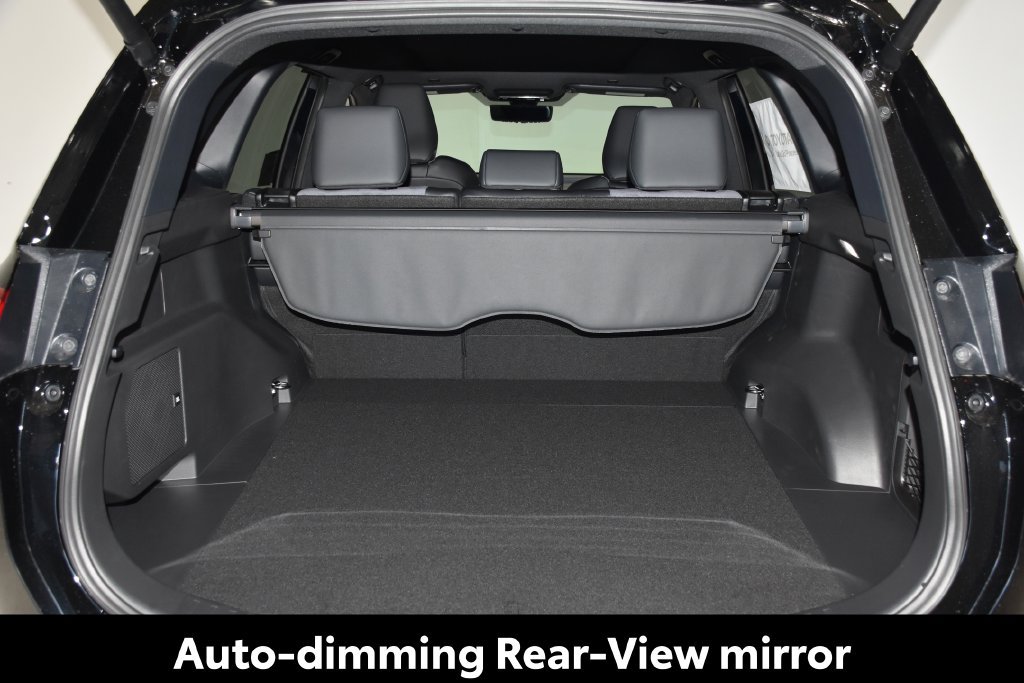 New 2026 Toyota RAV4 XSE w/ Panoramic Sun Roof Package AWD/4WD image 31