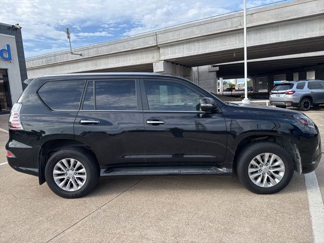 Used 2021 Lexus GX 460 Premium w/ Premium Package image 2
