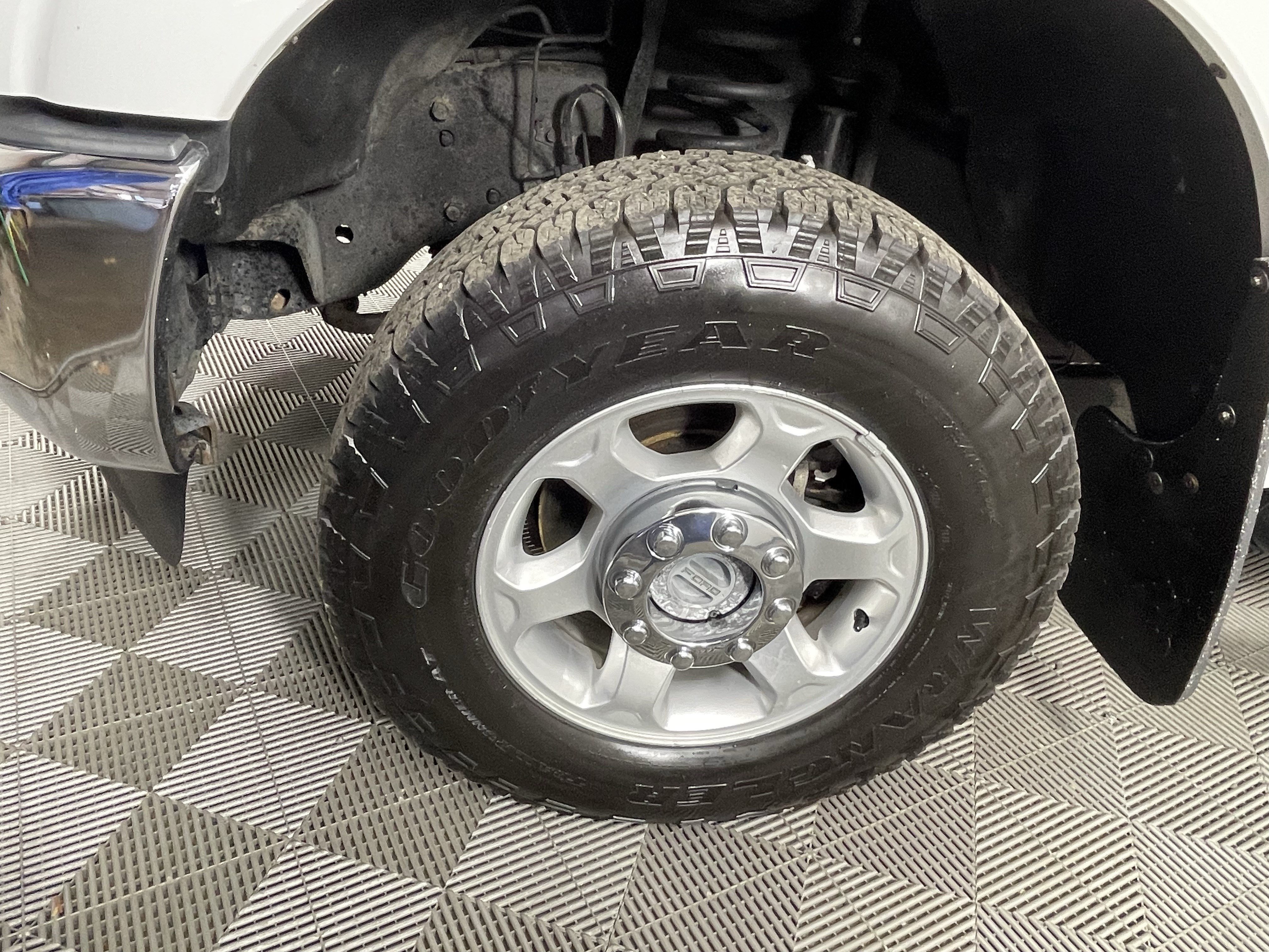 Used 2012 Ford F250 XLT AWD/4WD image 8