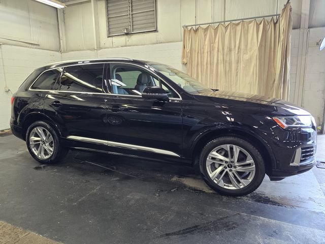 Used 2023 Audi Q7 3.0T Premium Plus AWD/4WD image 6