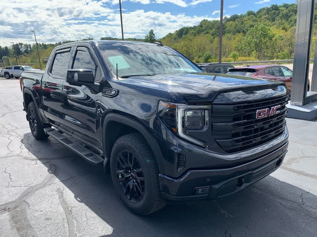 Used 2026 GMC Sierra 1500 Elevation w/ Elevation Premium Package AWD/4WD image 8