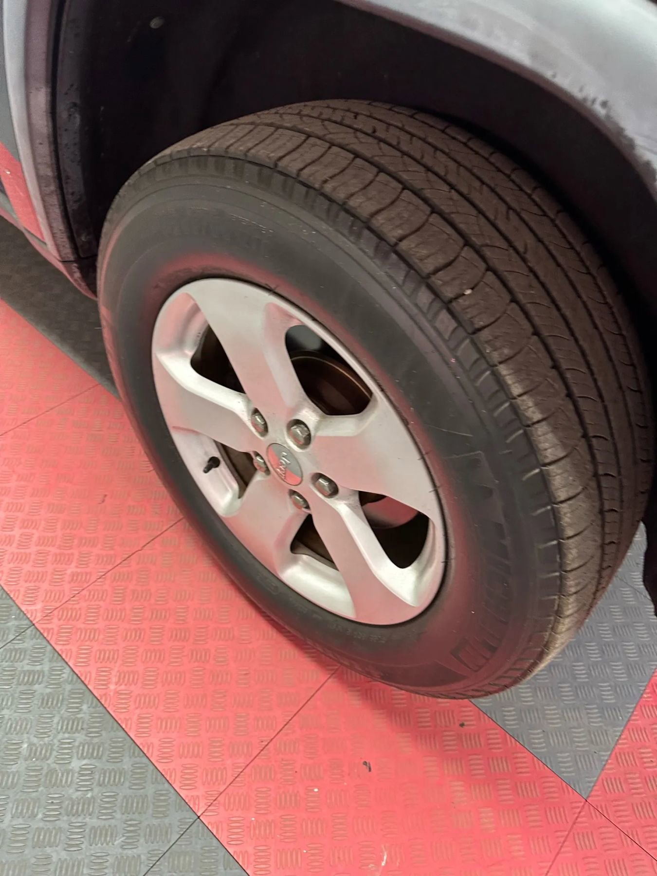 Used 2012 Jeep Grand Cherokee Laredo image 34