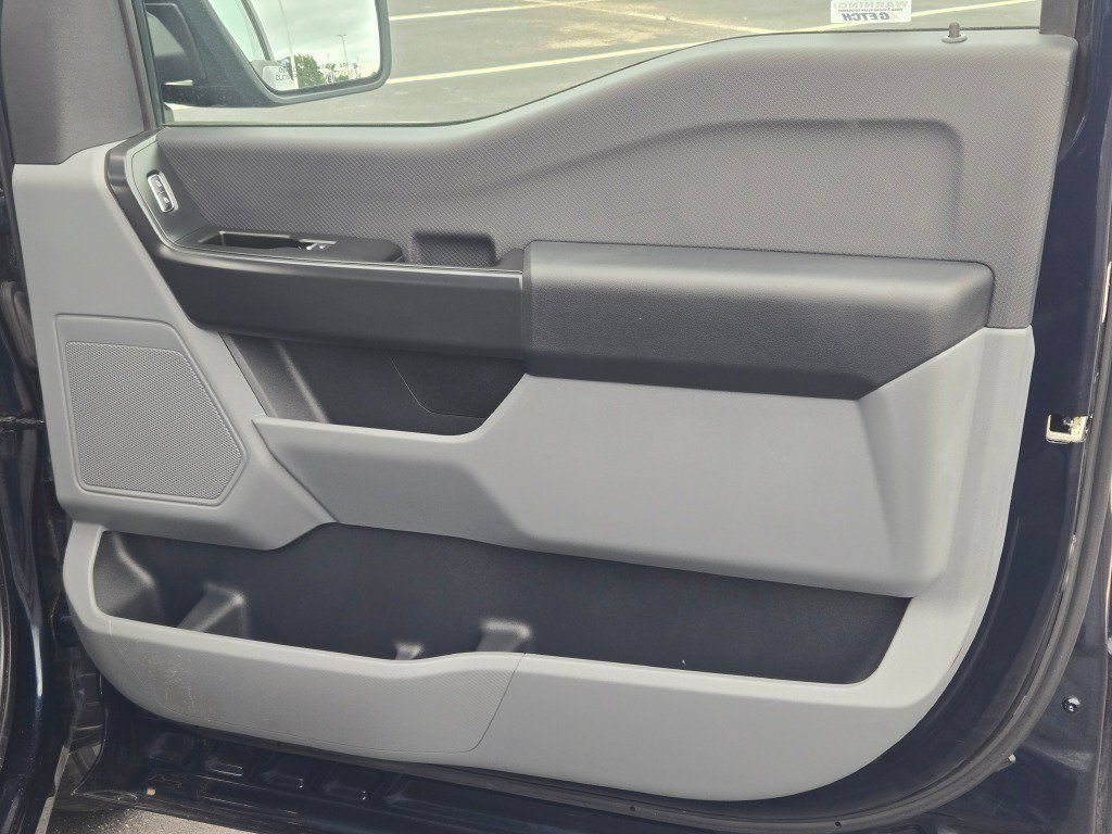 Used 2023 Ford F150 Lightning Pro AWD/4WD image 5