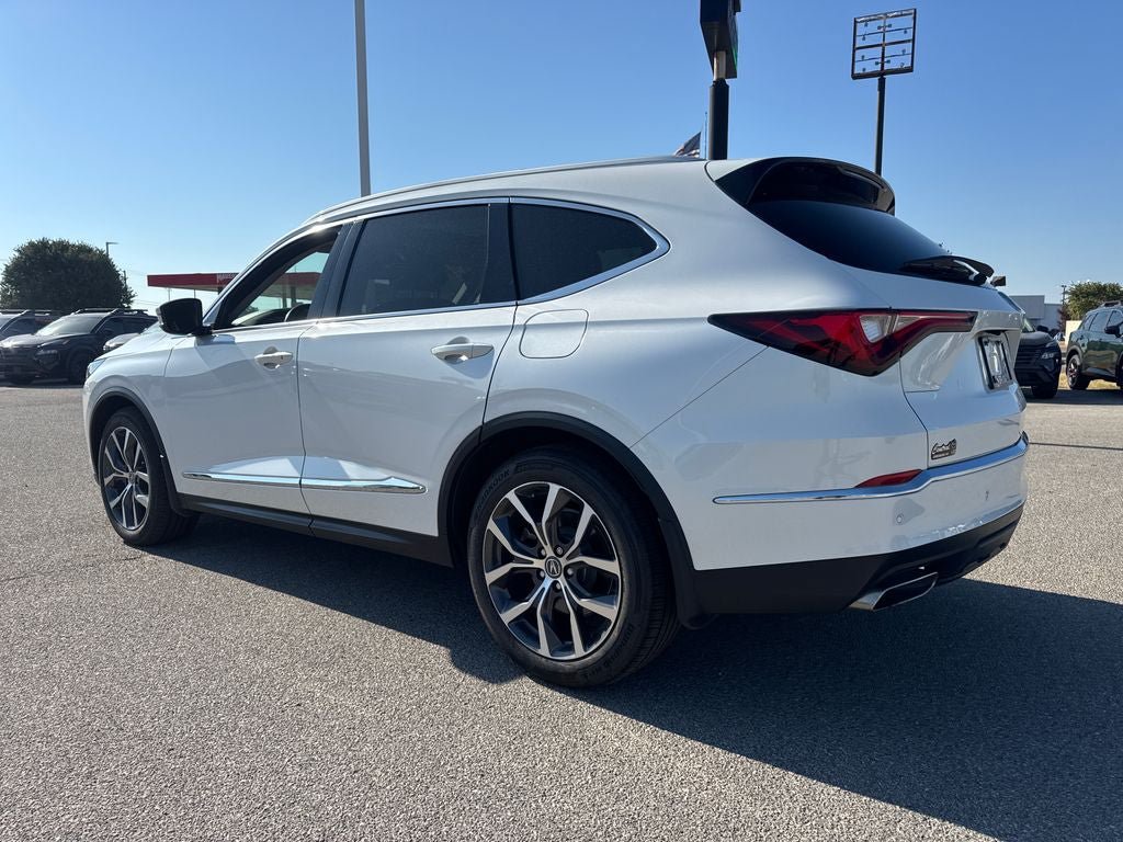 Used 2023 Acura MDX w/ Technology Package FWD image 4