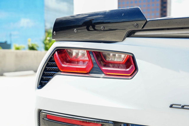 Used 2018 Chevrolet Corvette Stingray Coupe w/ 1LT RWD image 58