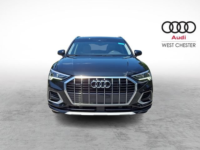 Certified 2023 Audi Q3 2.0T Premium w/ Convenience Package AWD/4WD image 2