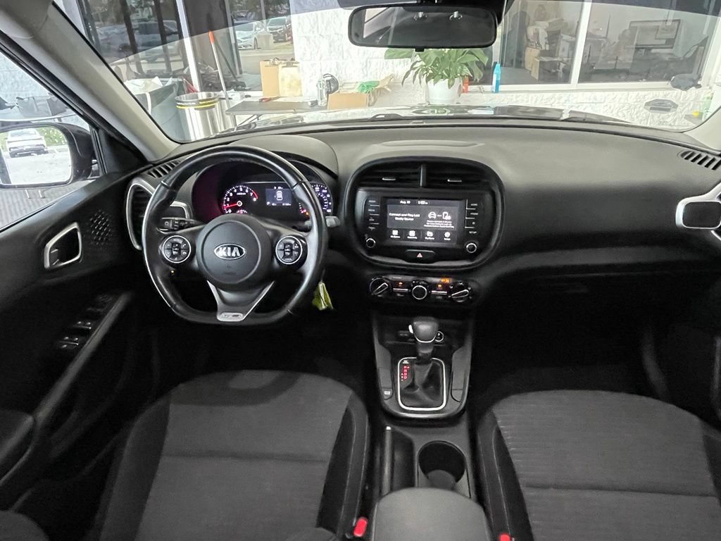 Used 2021 Kia Soul GT-Line FWD image 19
