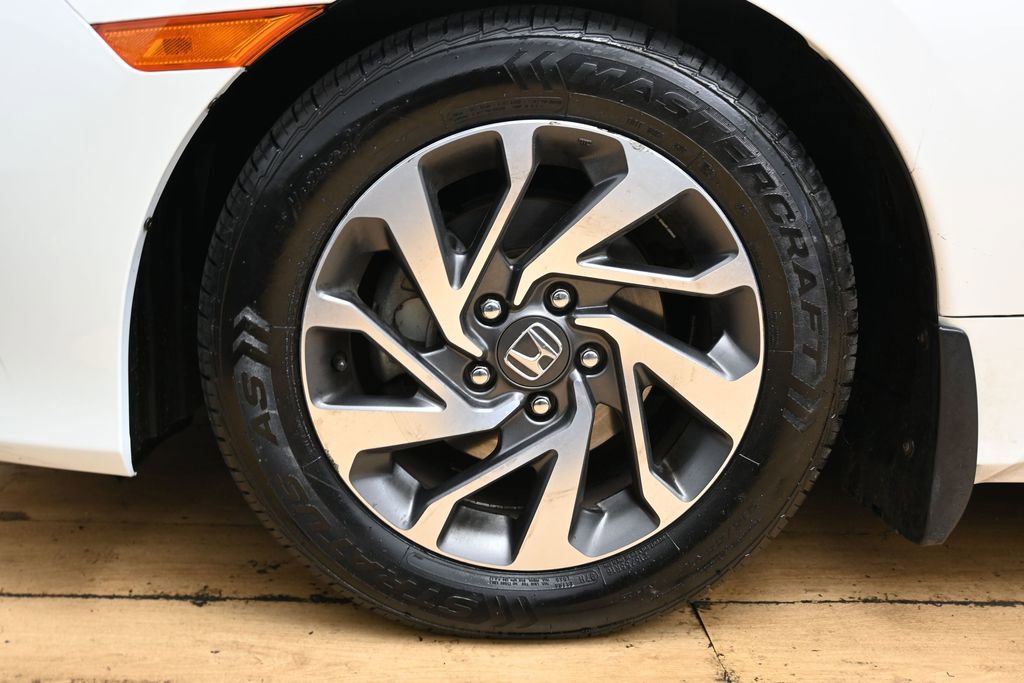 Used 2018 Honda Civic EX image 10