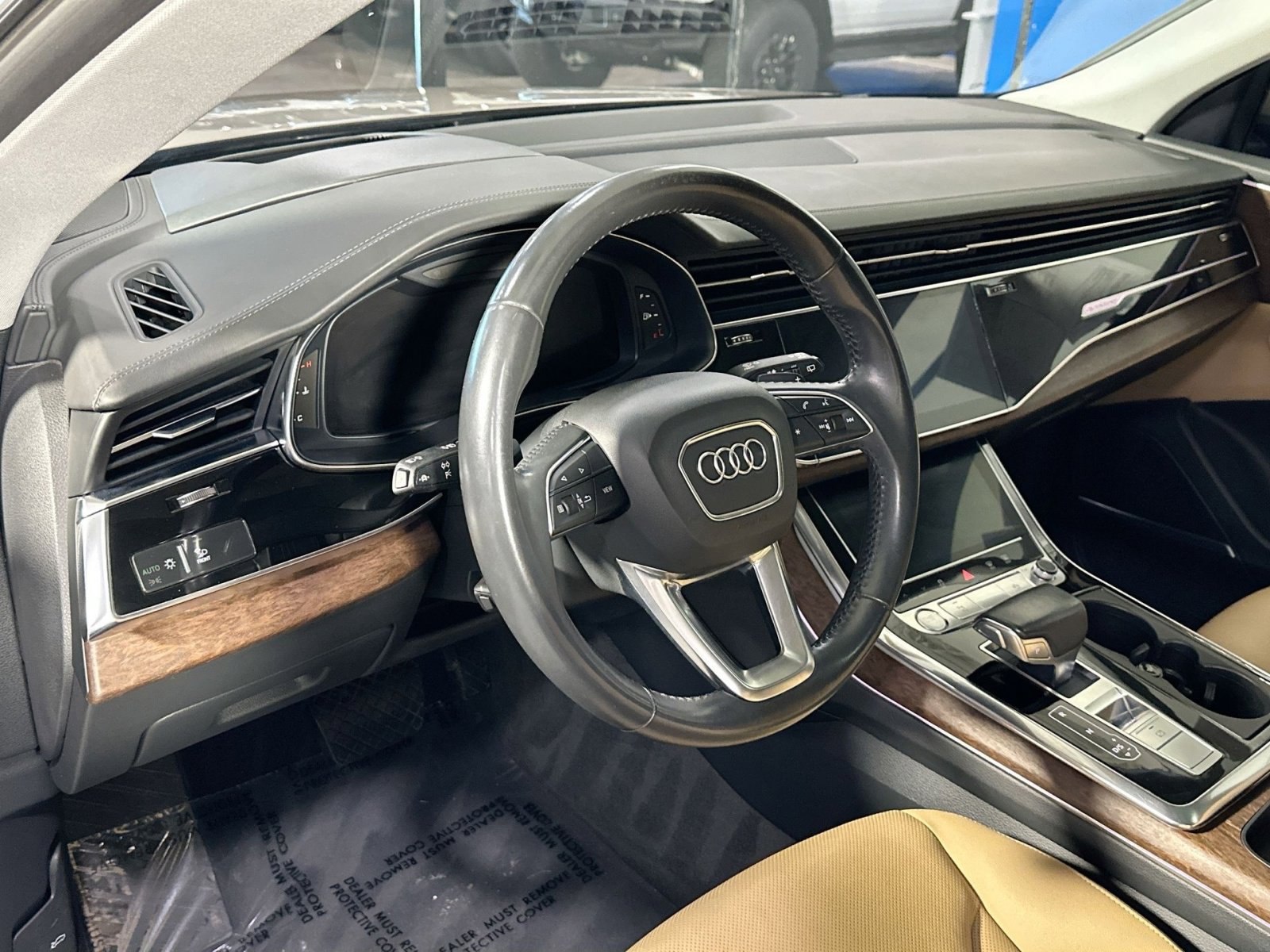 Used 2019 Audi Q8 Prestige image 19