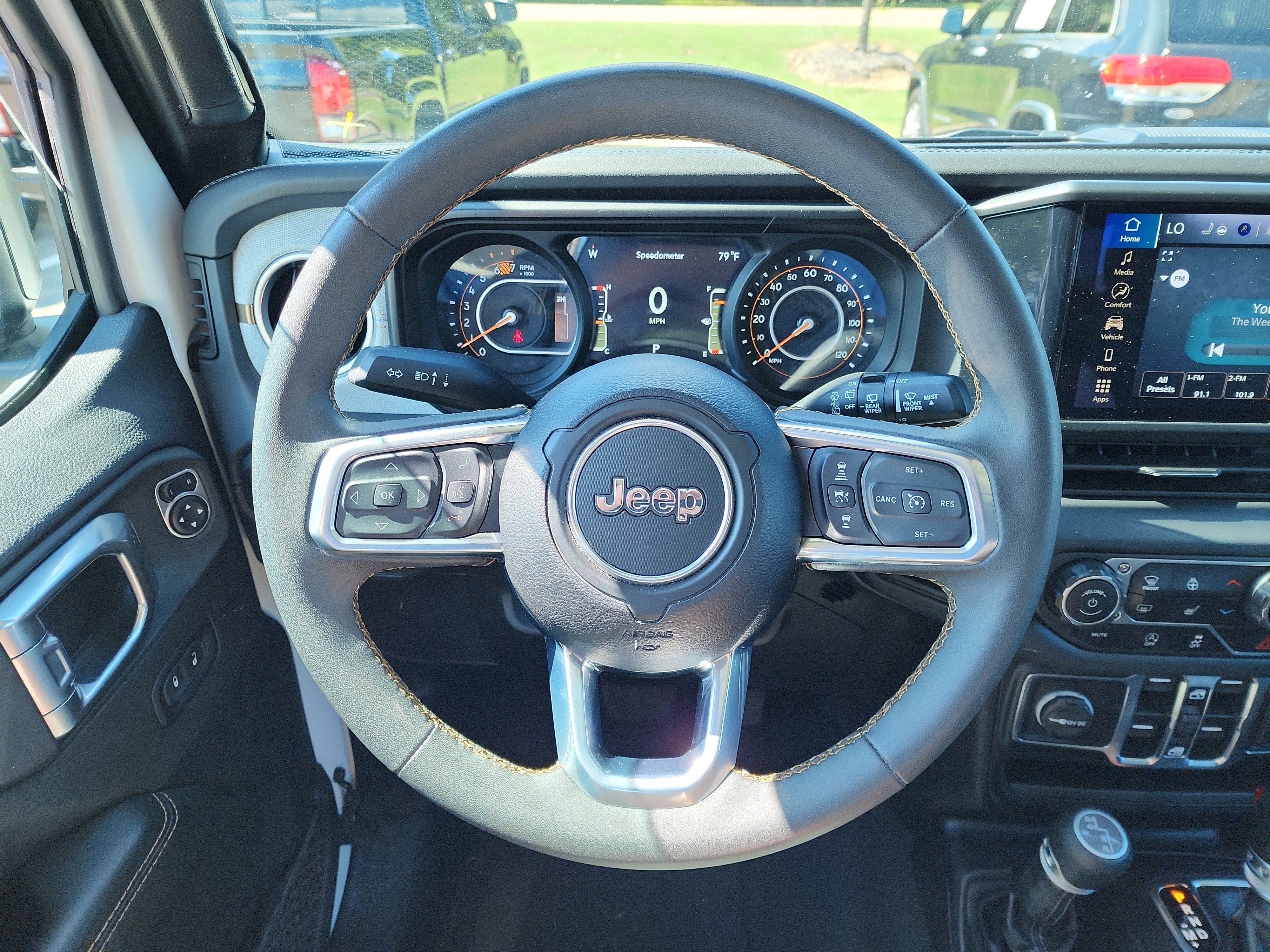 Used 2024 Jeep Wrangler Sahara image 18