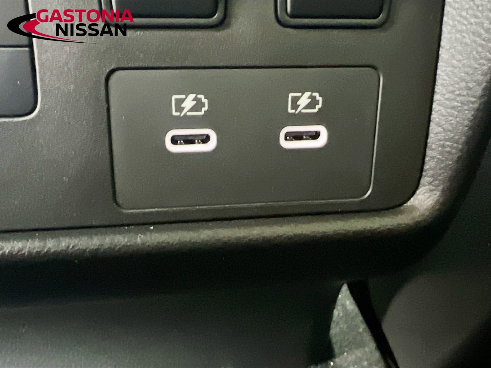 Used 2026 Nissan Rogue Platinum w/ Platinum Premium Package image 34