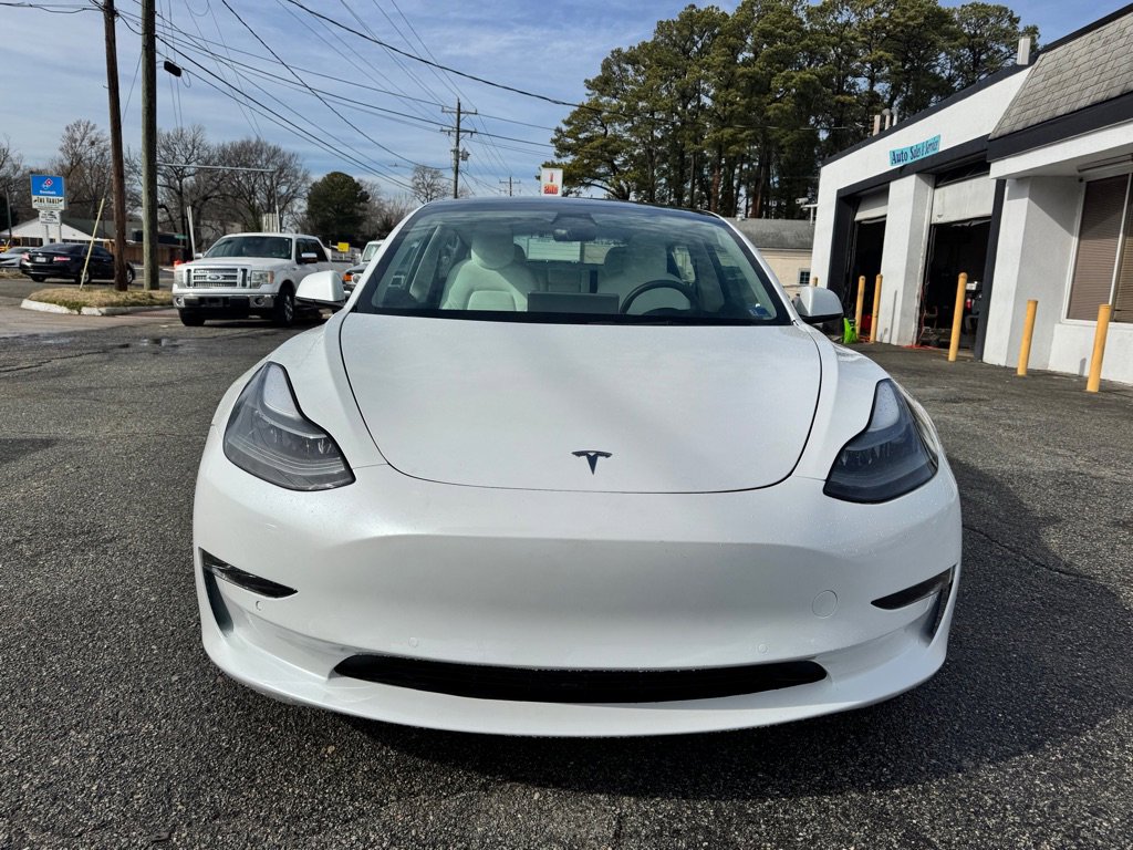 Used 2022 Tesla Model 3 Performance image 2