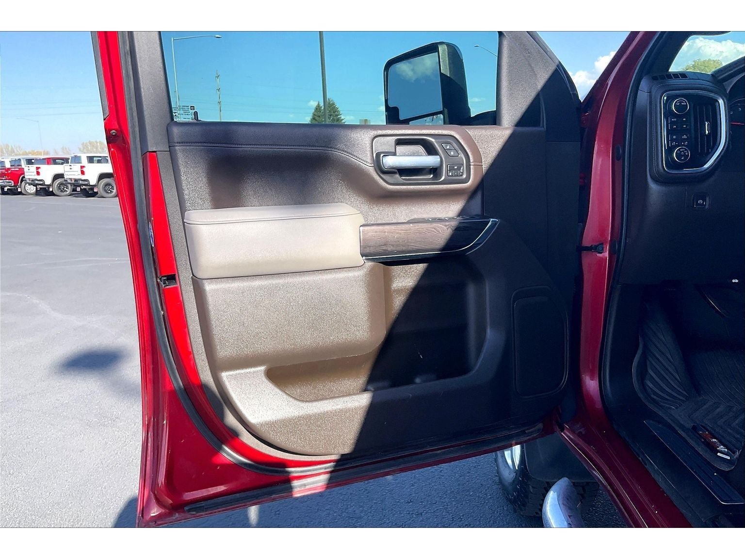 Used 2021 Chevrolet Silverado 2500 LTZ AWD/4WD image 24