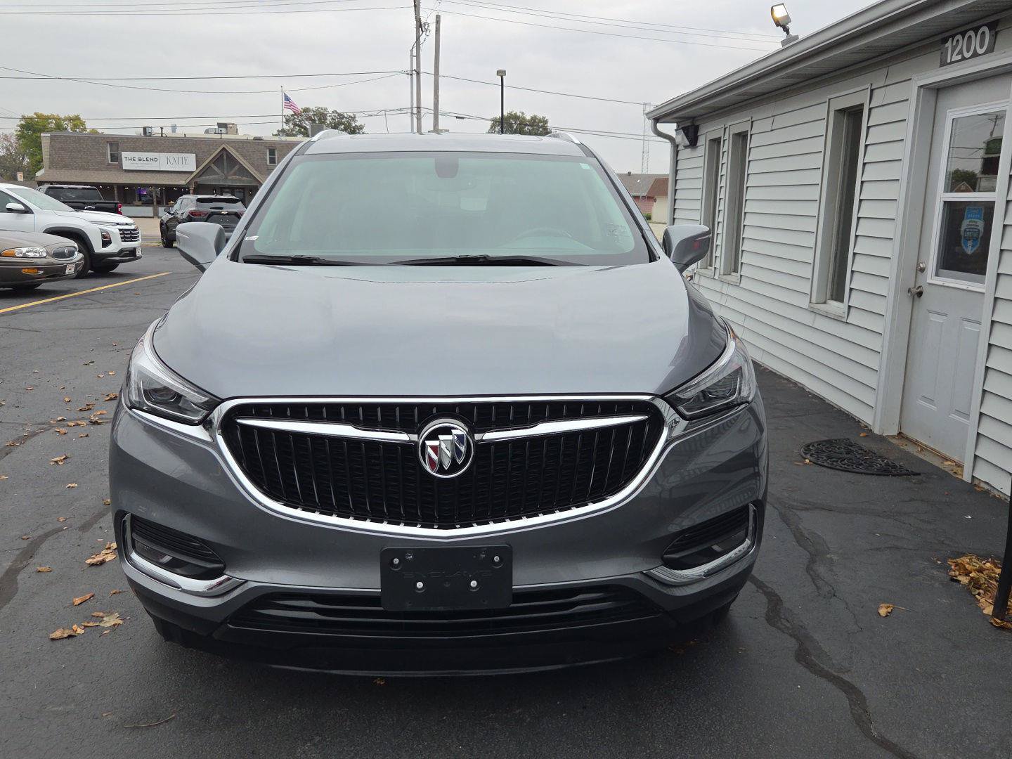 Used 2019 Buick Enclave Essence FWD image 7