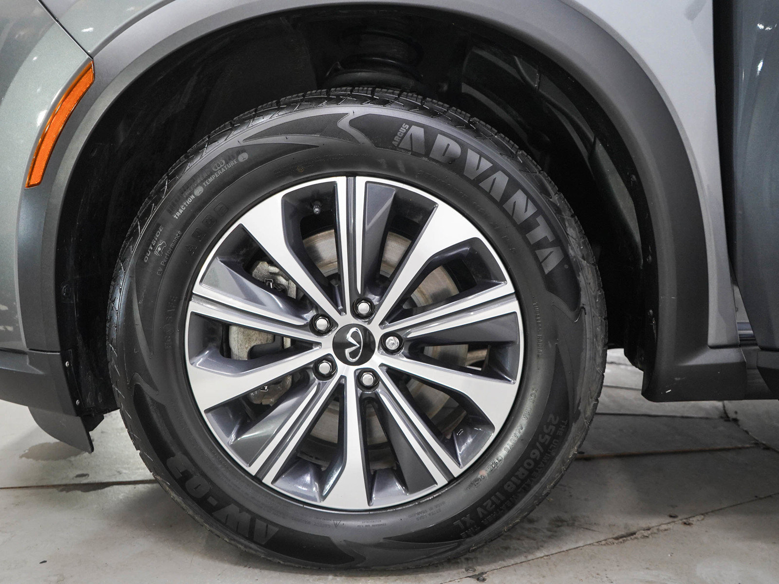 Used 2023 INFINITI QX60 Pure AWD/4WD image 32
