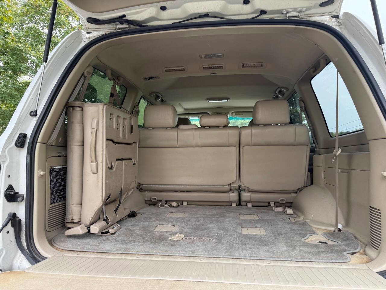 Used 2004 Toyota Land Cruiser image 53