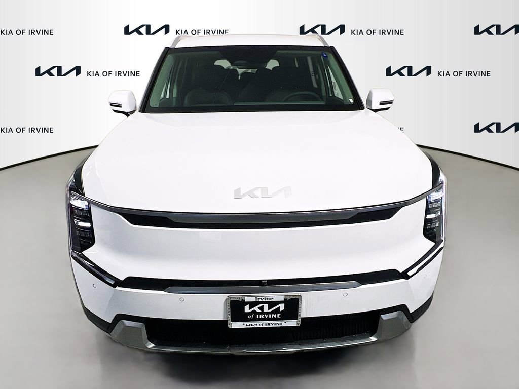 New 2026 Kia EV9 Wind AWD/4WD image 2