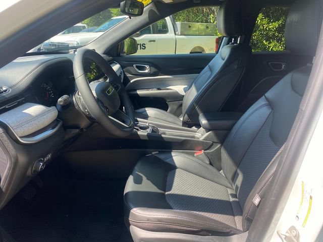 Used 2023 Jeep Compass Latitude AWD/4WD image 11