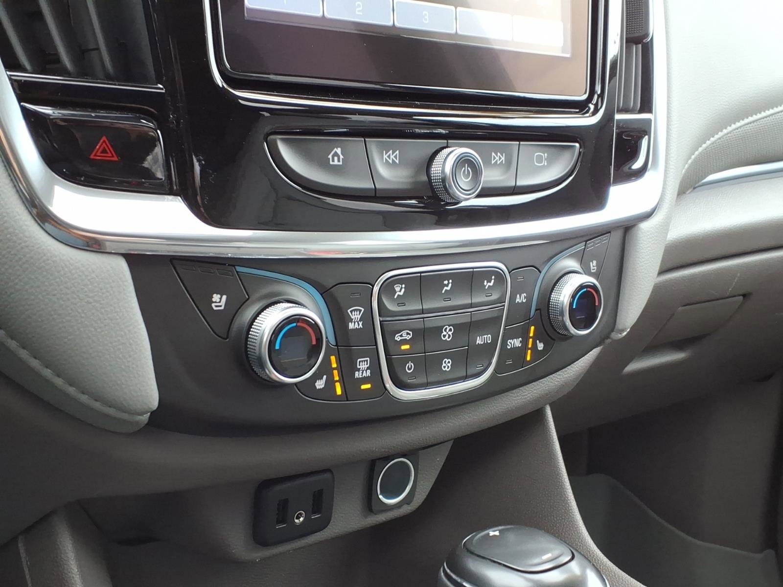 Used 2018 Chevrolet Traverse Premier image 21