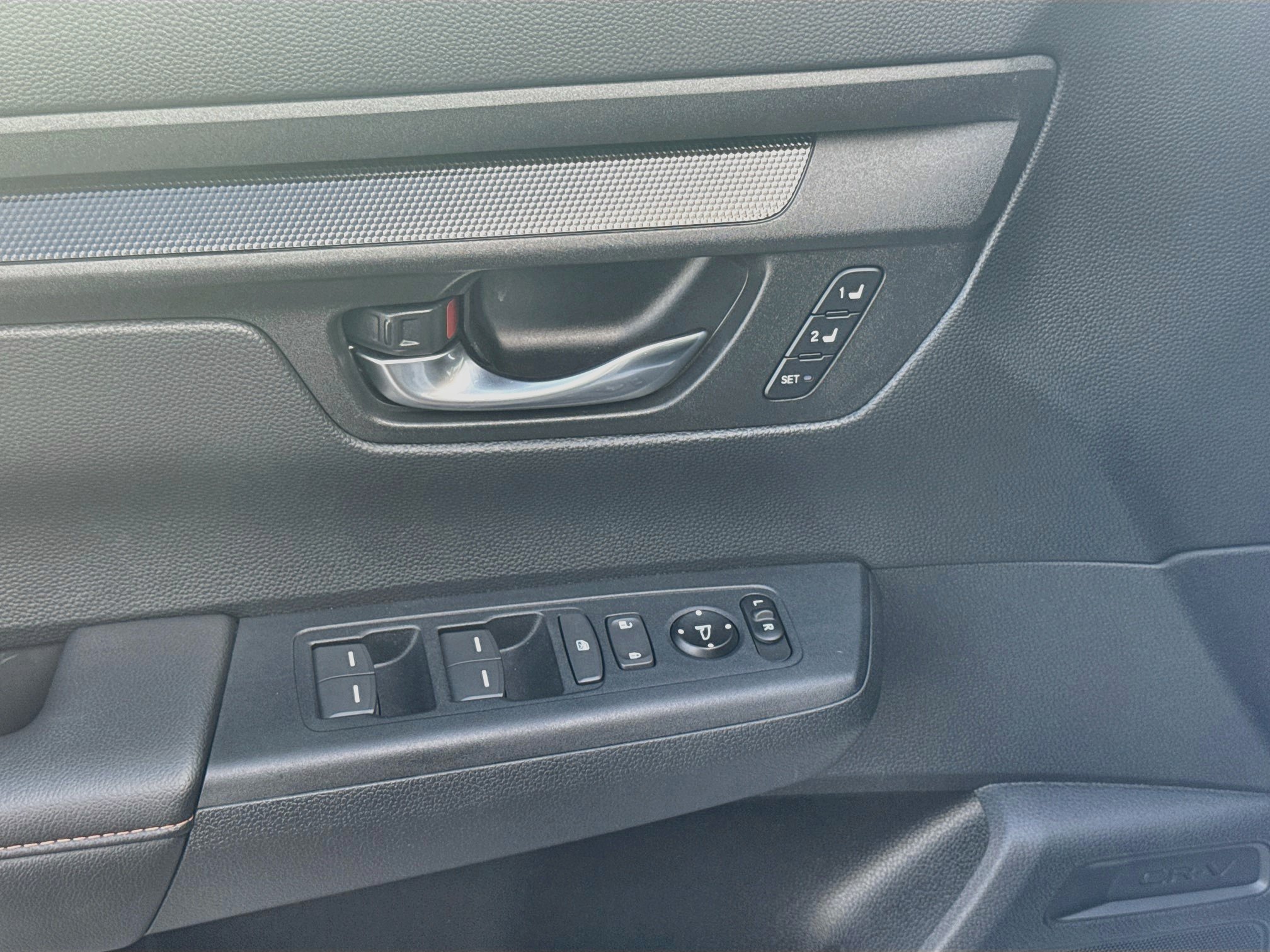 Used 2025 Honda CR-V Sport-L image 16