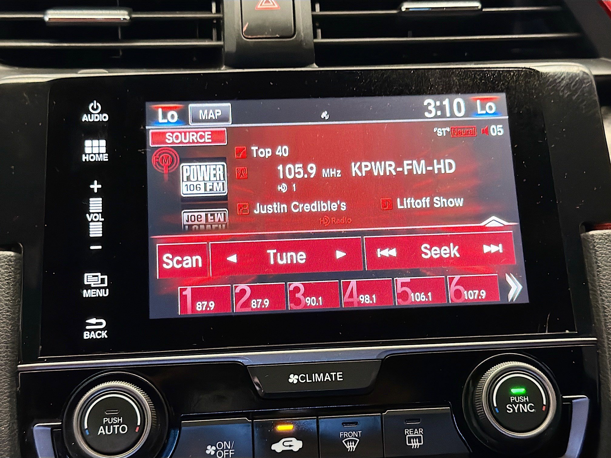 Used 2017 Honda Civic Type R image 9