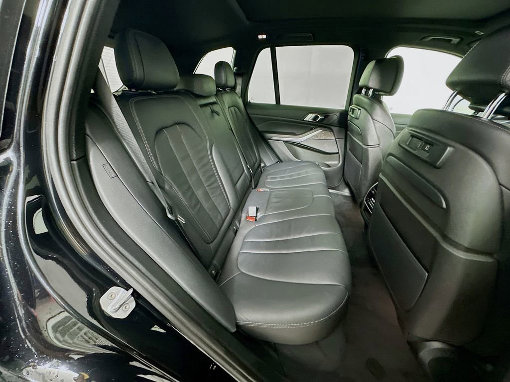 Used 2020 BMW X5 xDrive40i w/ Premium Package image 28