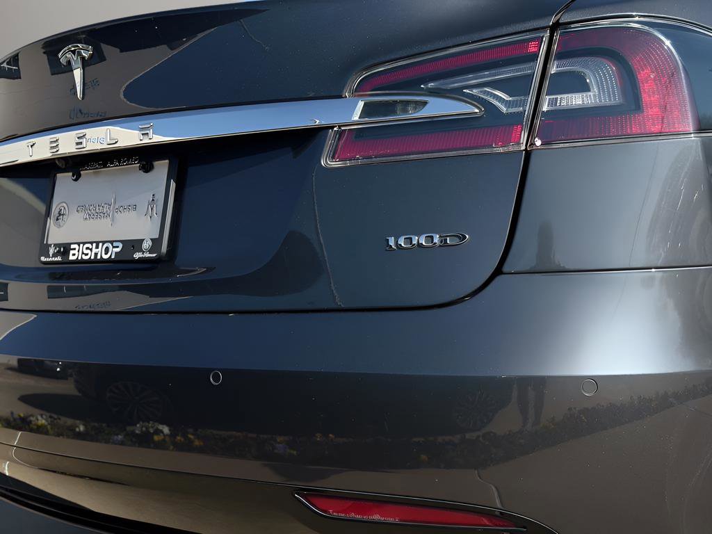Used 2018 Tesla Model S 100D image 9