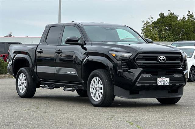 Certified 2025 Toyota Tacoma SR5 image 5