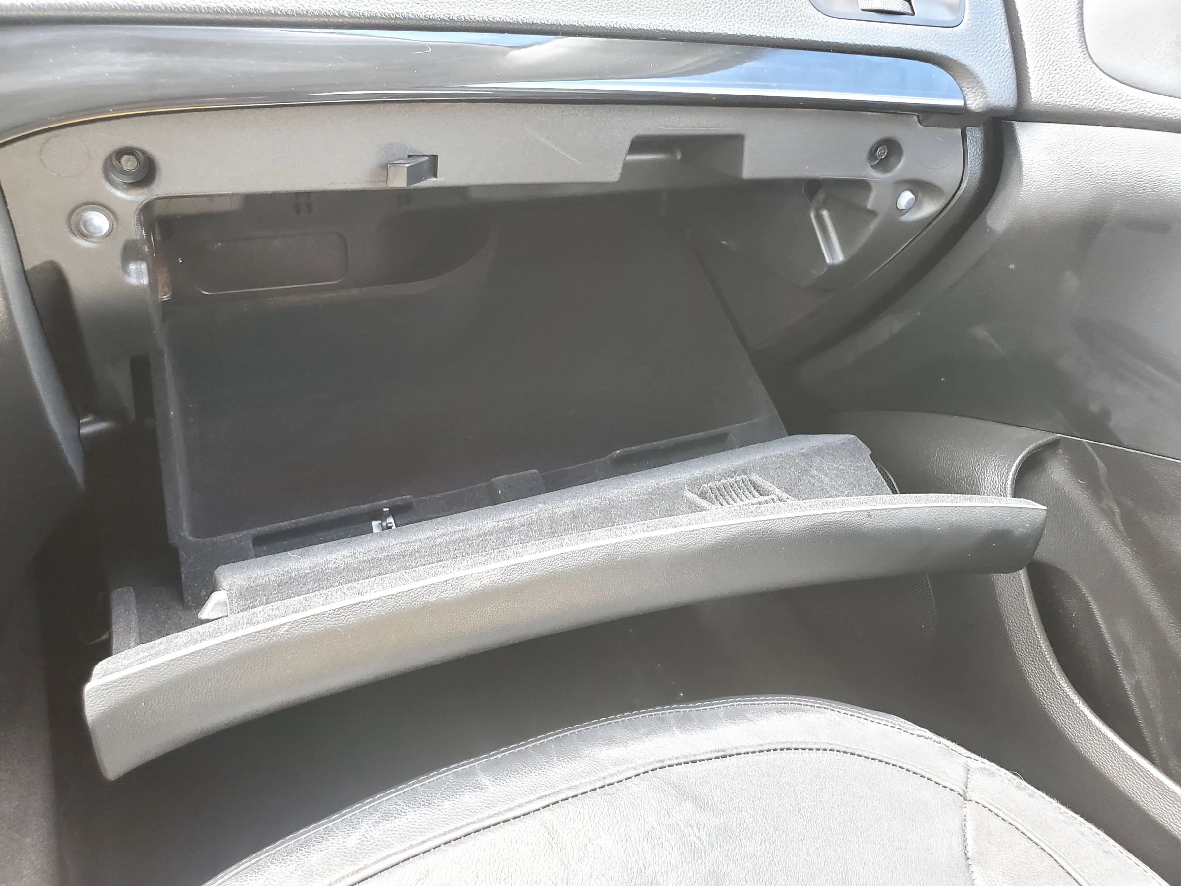 Used 2011 Buick Regal CXL FWD image 49