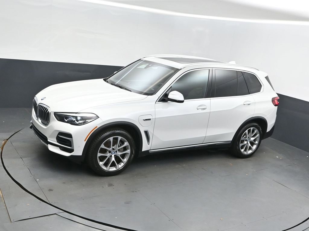 Certified 2022 BMW X5 xDrive45e w/ Premium Package image 34