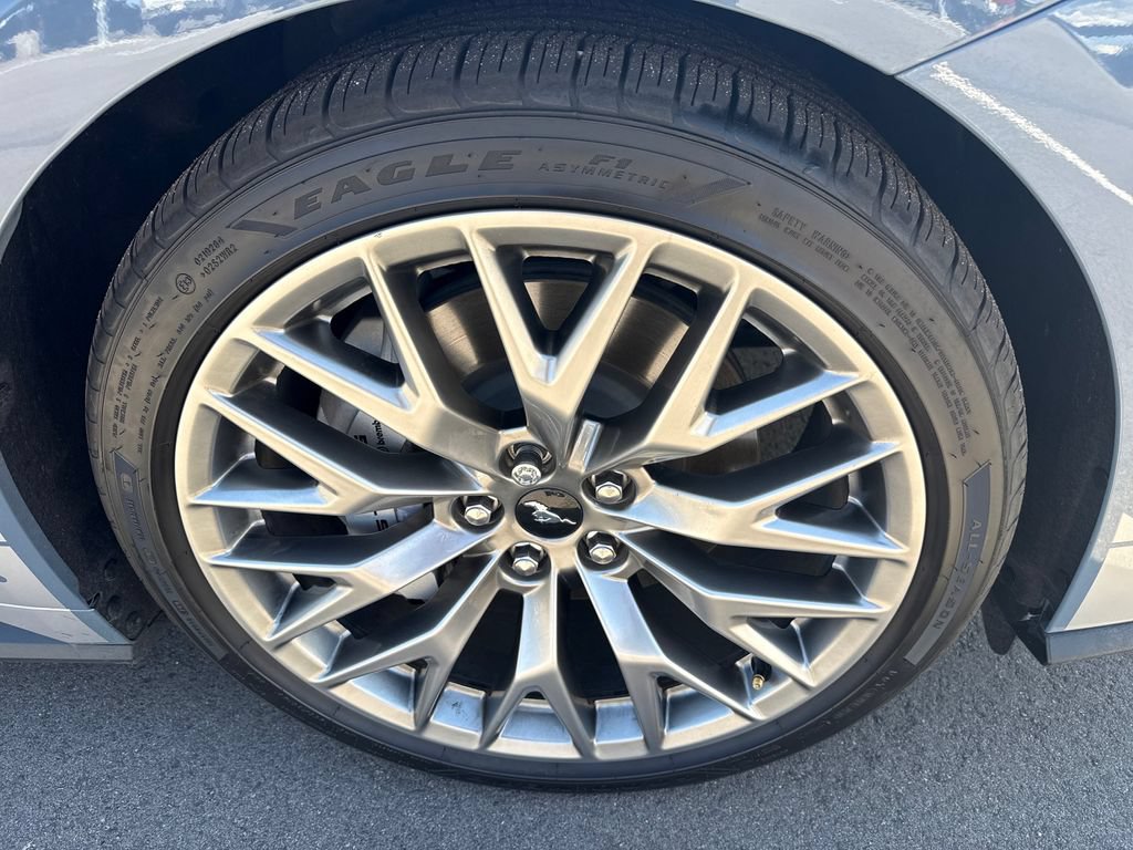 Used 2025 Ford Mustang GT Premium RWD image 30