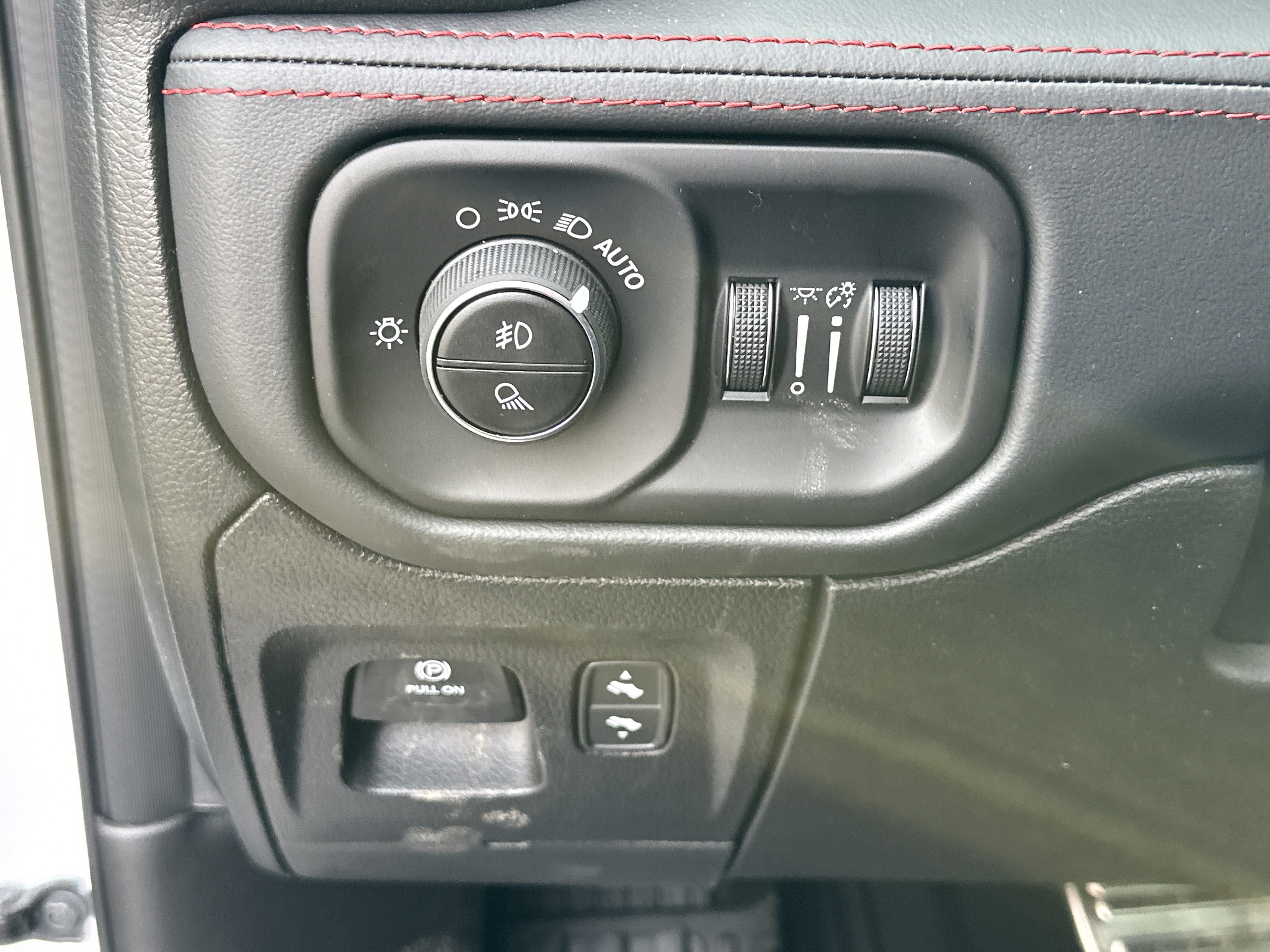 New 2026 RAM 1500 RHO image 14