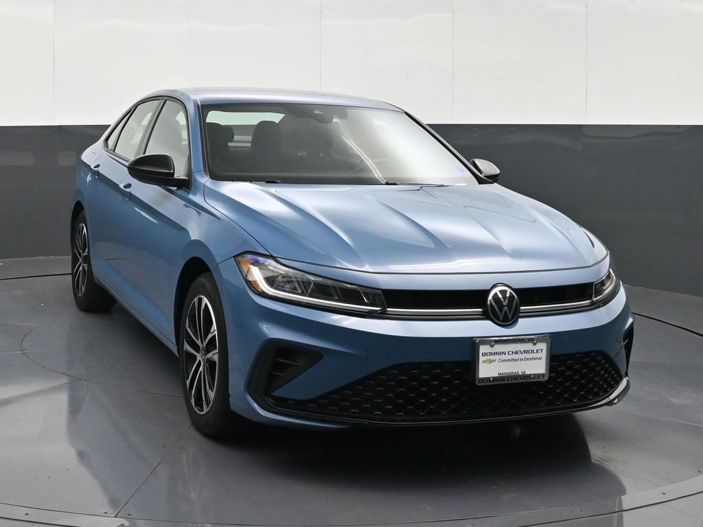 Used 2025 Volkswagen Jetta Sport FWD image 7